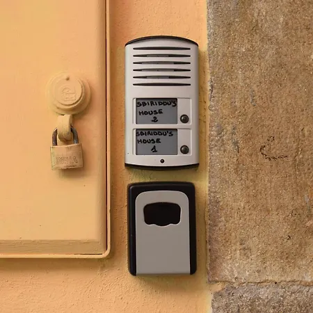 Sbiriddu'S House Apartamento Taormina Exterior foto