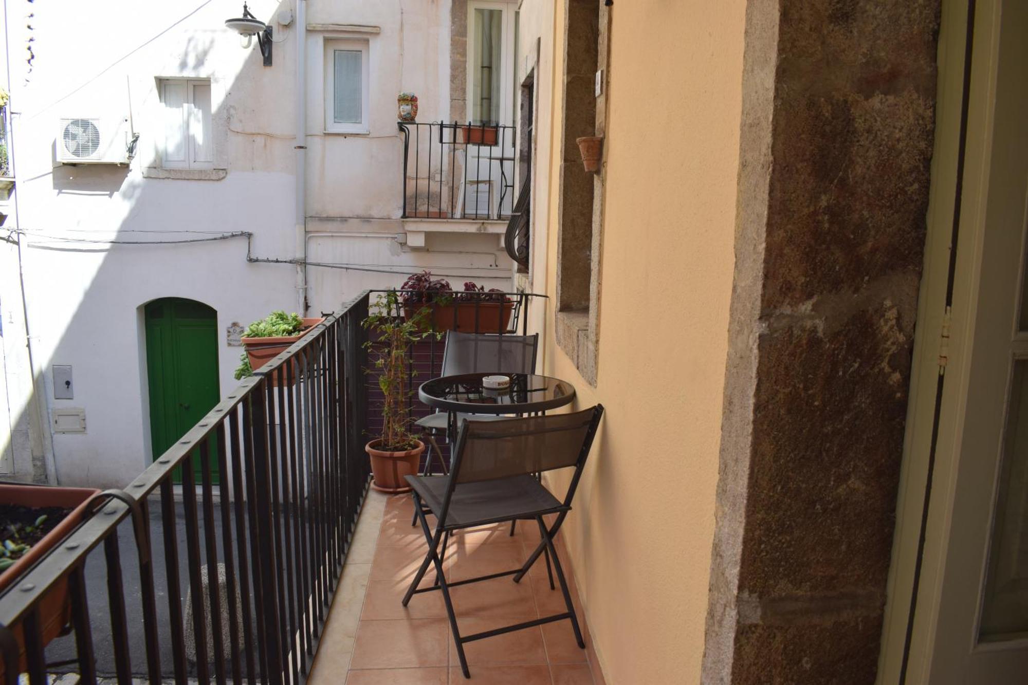 Sbiriddu's House Taormina
